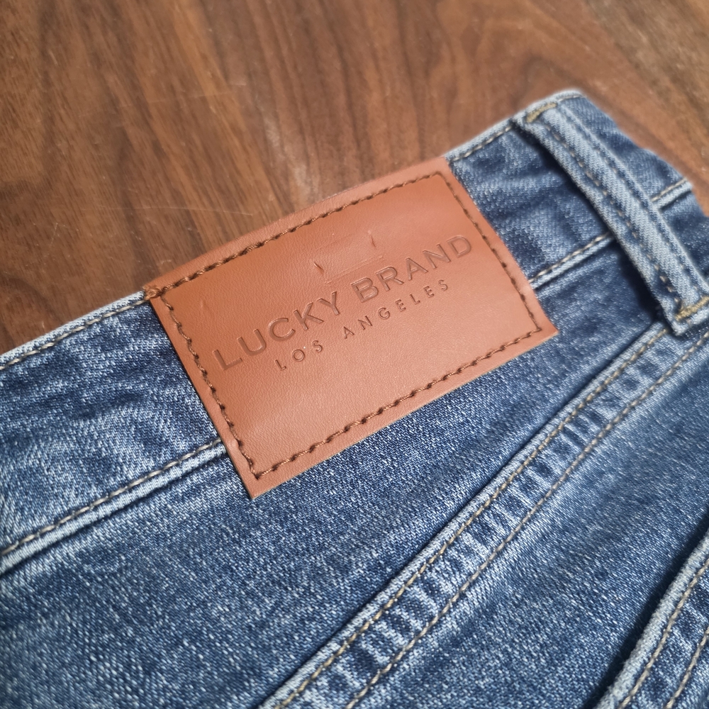 Lucky Brand Blue Denim Shorts Size 2 Ladies Rolled Cuff - Picture 3 of 5